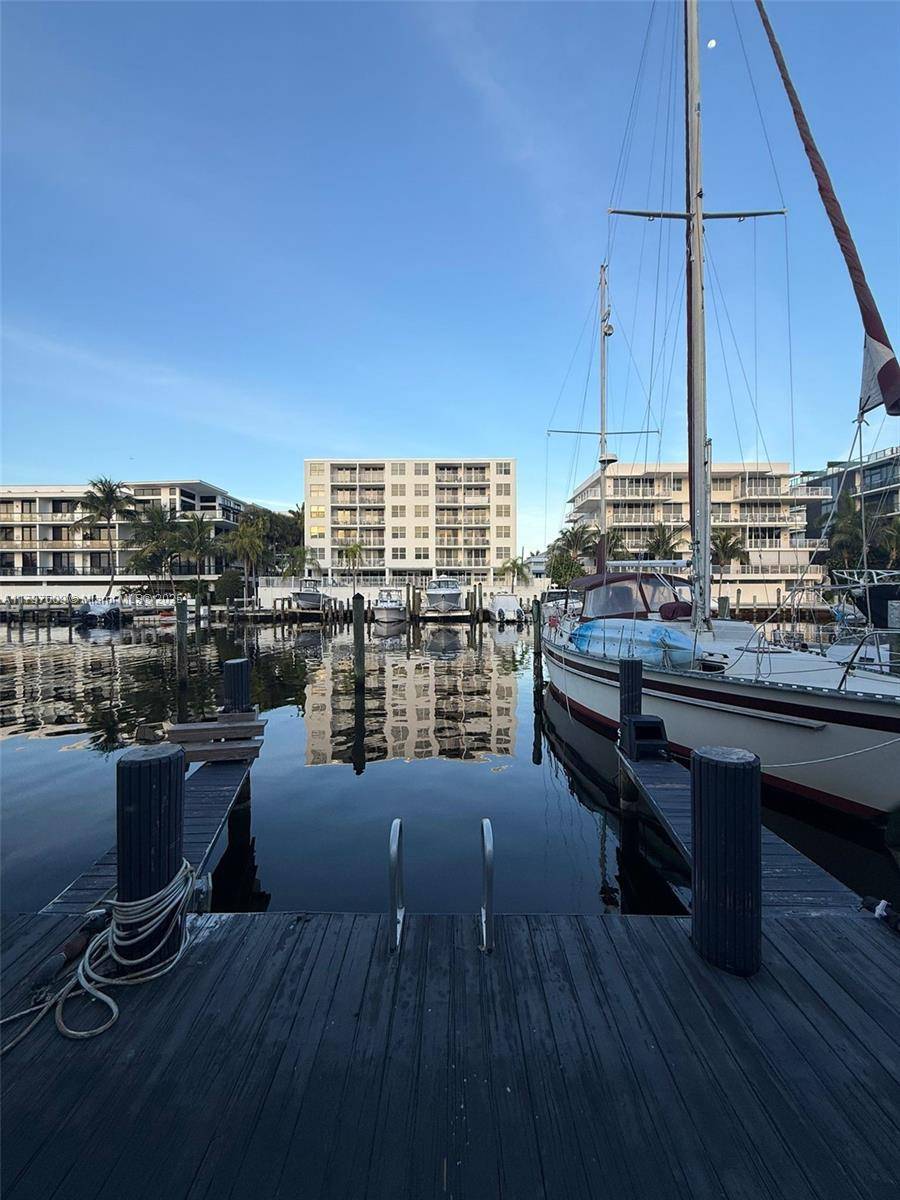 Fort Lauderdale, FL 33301,320 Hendricks Isle
