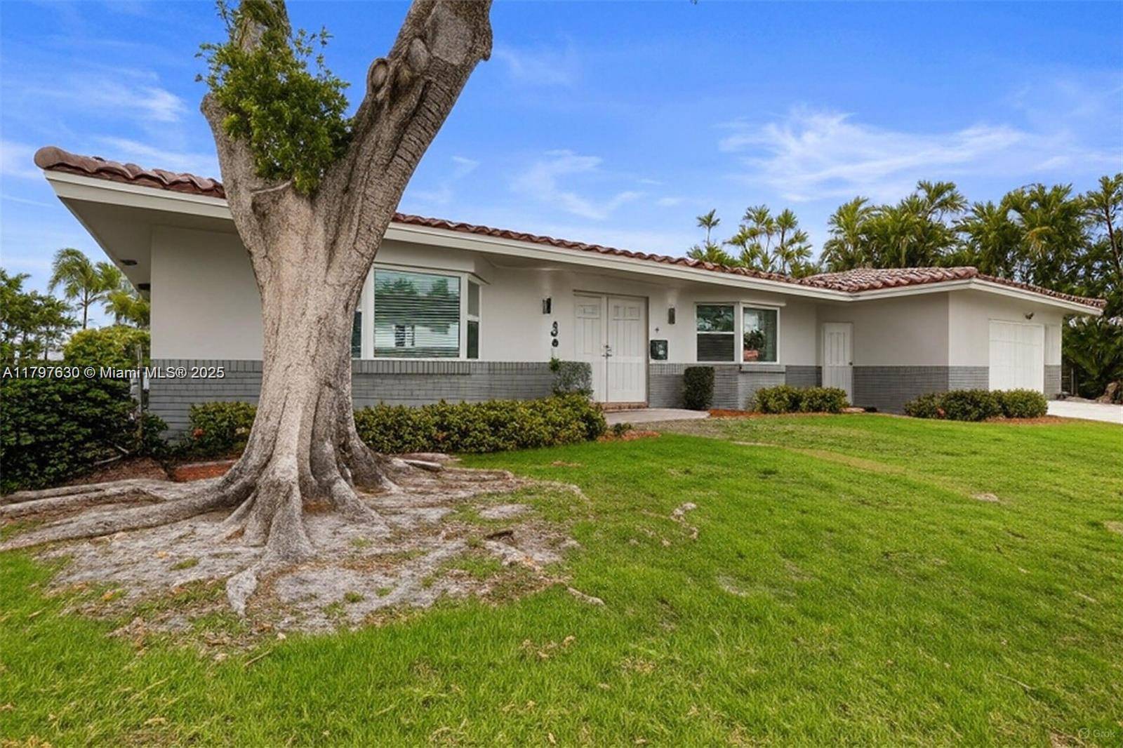 Fort Lauderdale, FL 33304,608 1st Key Dr