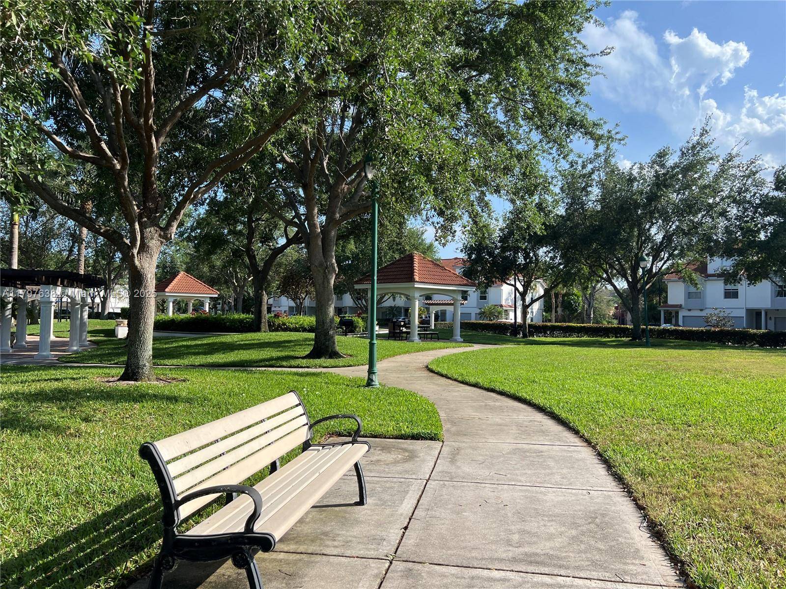 Delray Beach, FL 33444,2056 ALTA MEADOWS LN #2304