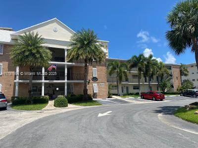 Hallandale Beach, FL 33009,455 Paradise Isle Blvd #209