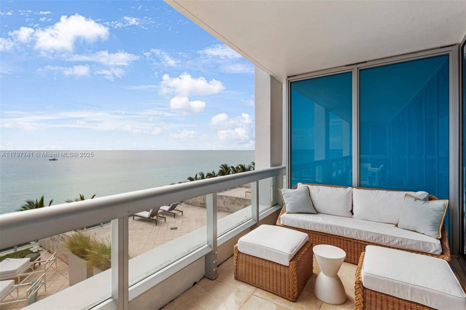 Miami Beach, FL 33141,6899 Collins Ave #701