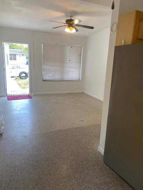 Hollywood, FL 33024,7398 Garfield St