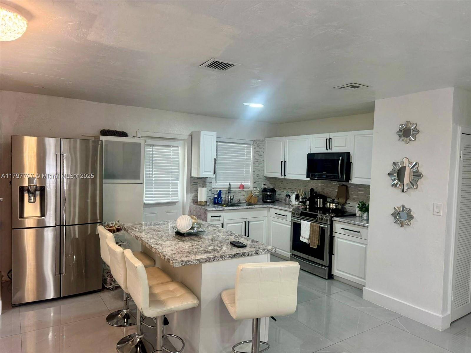 Miramar, FL 33023,7673 Plantation Blvd