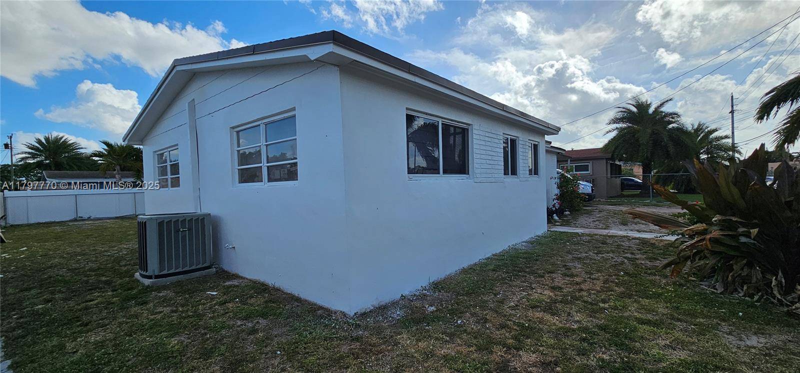 Miami Gardens, FL 33056,2230 NW 175th St