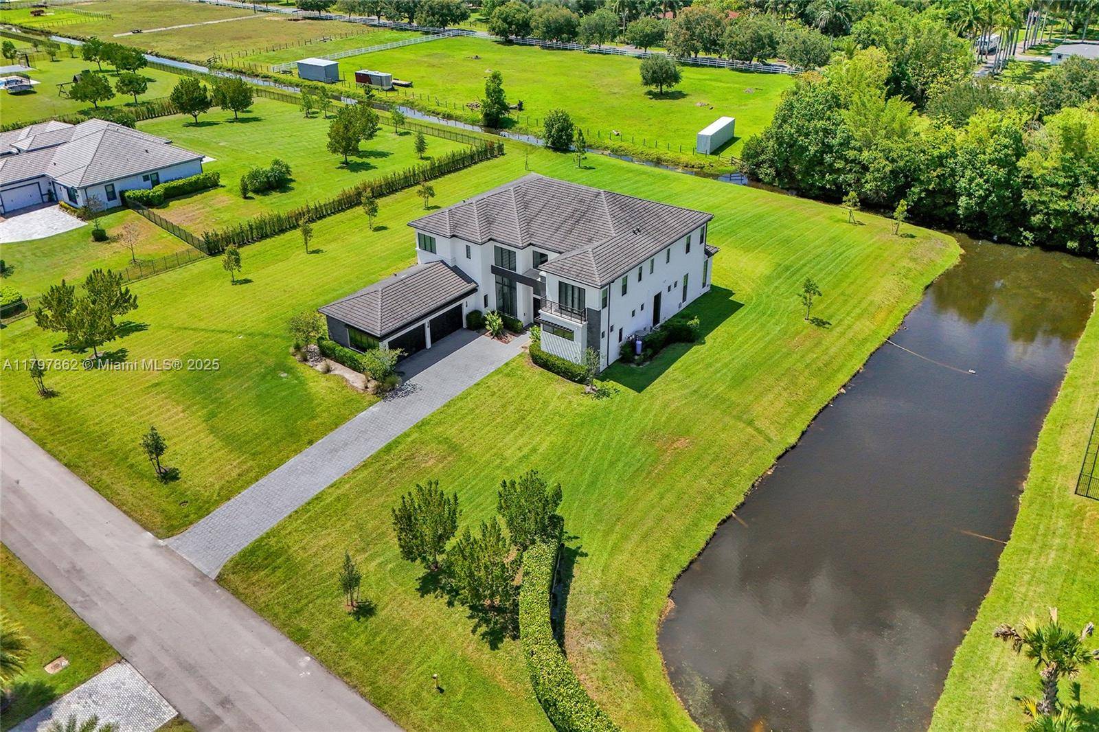 Southwest Ranches, FL 33331,17811 SW 58th St