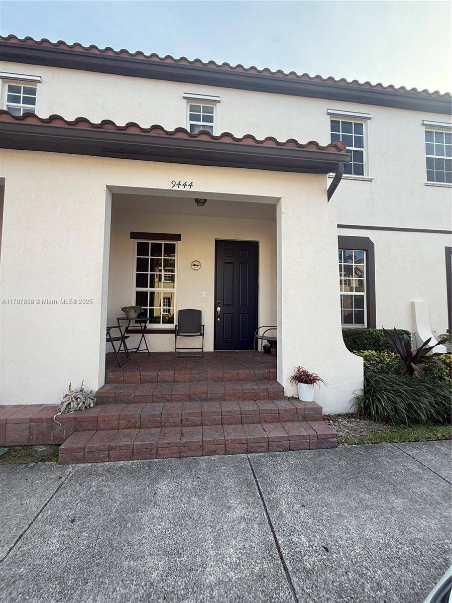 Miami, FL 33196,9444 SW 171st Ave #9444