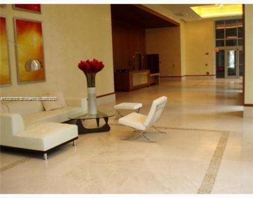 Miami, FL 33131,1060 Brickell Ave #1701