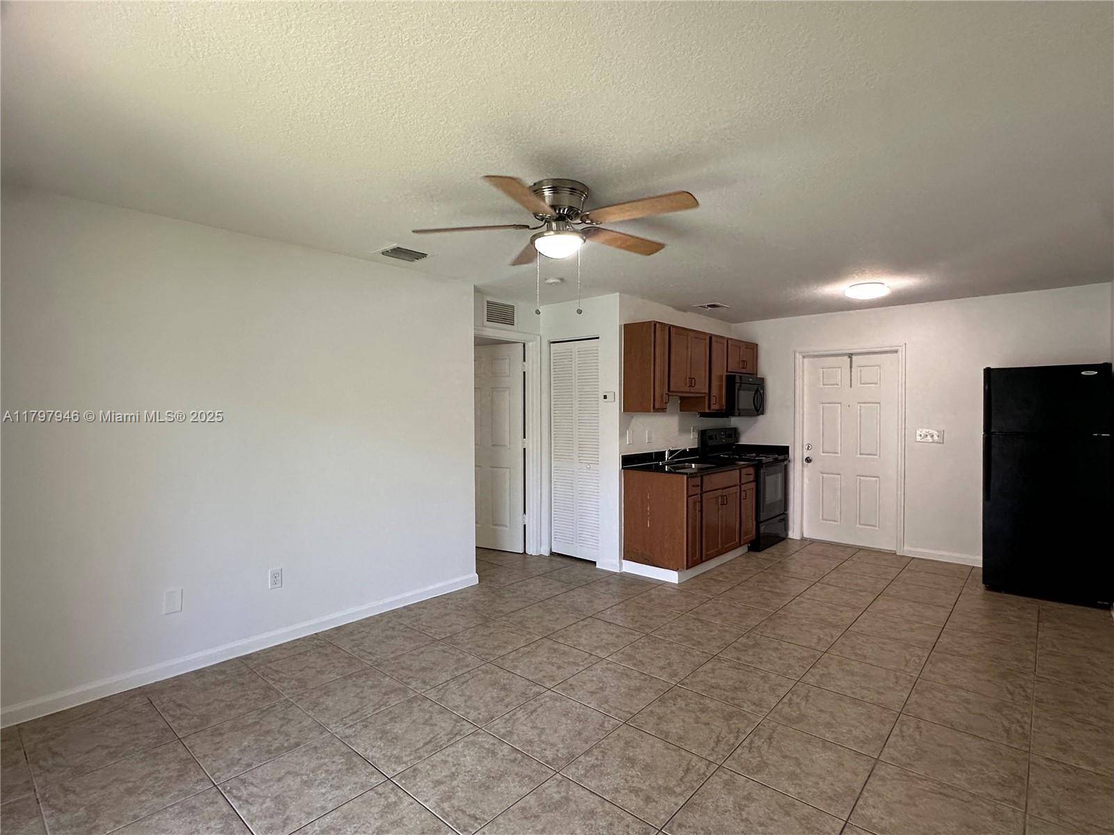 Fort Lauderdale, FL 33304,1041 NE 10th Ave #4