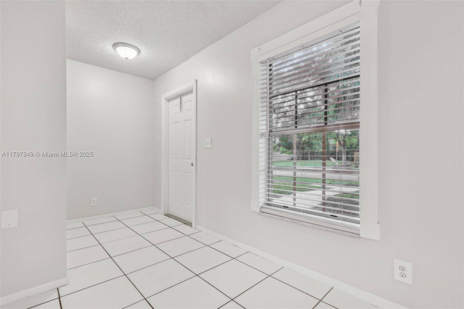 Lauderhill, FL 33351,8101 NW 44th Ct