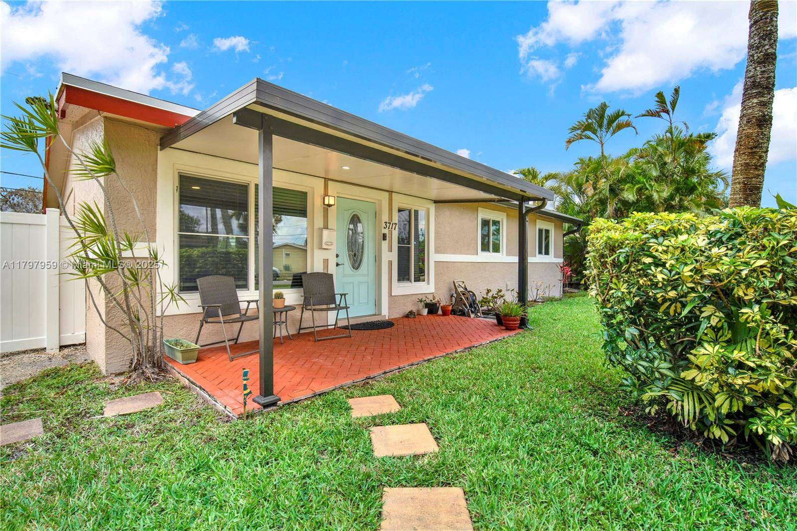 Fort Lauderdale, FL 33312,3717 SW 16th Ct