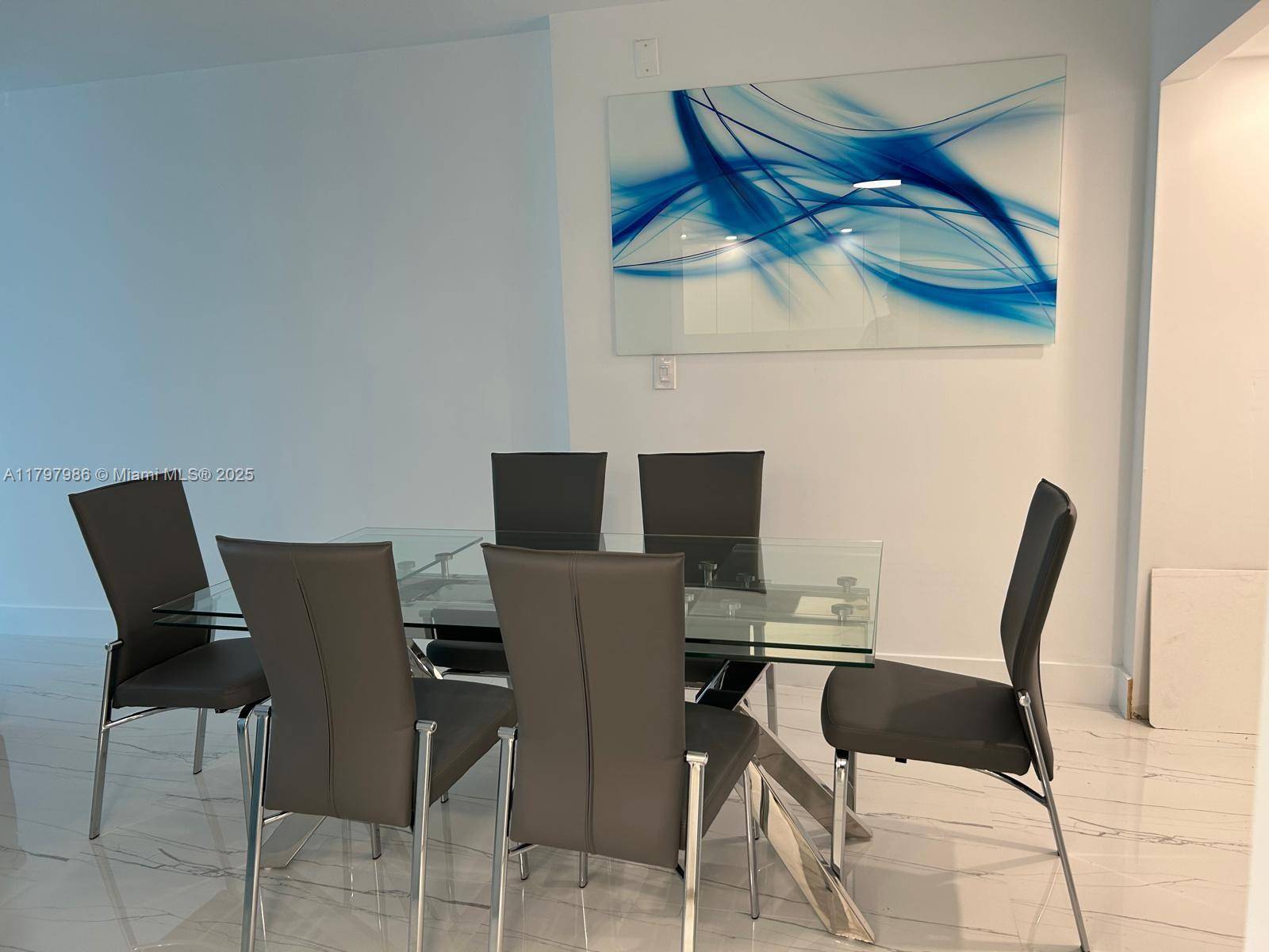 Sunny Isles Beach, FL 33160,100 Bayview Dr #1908