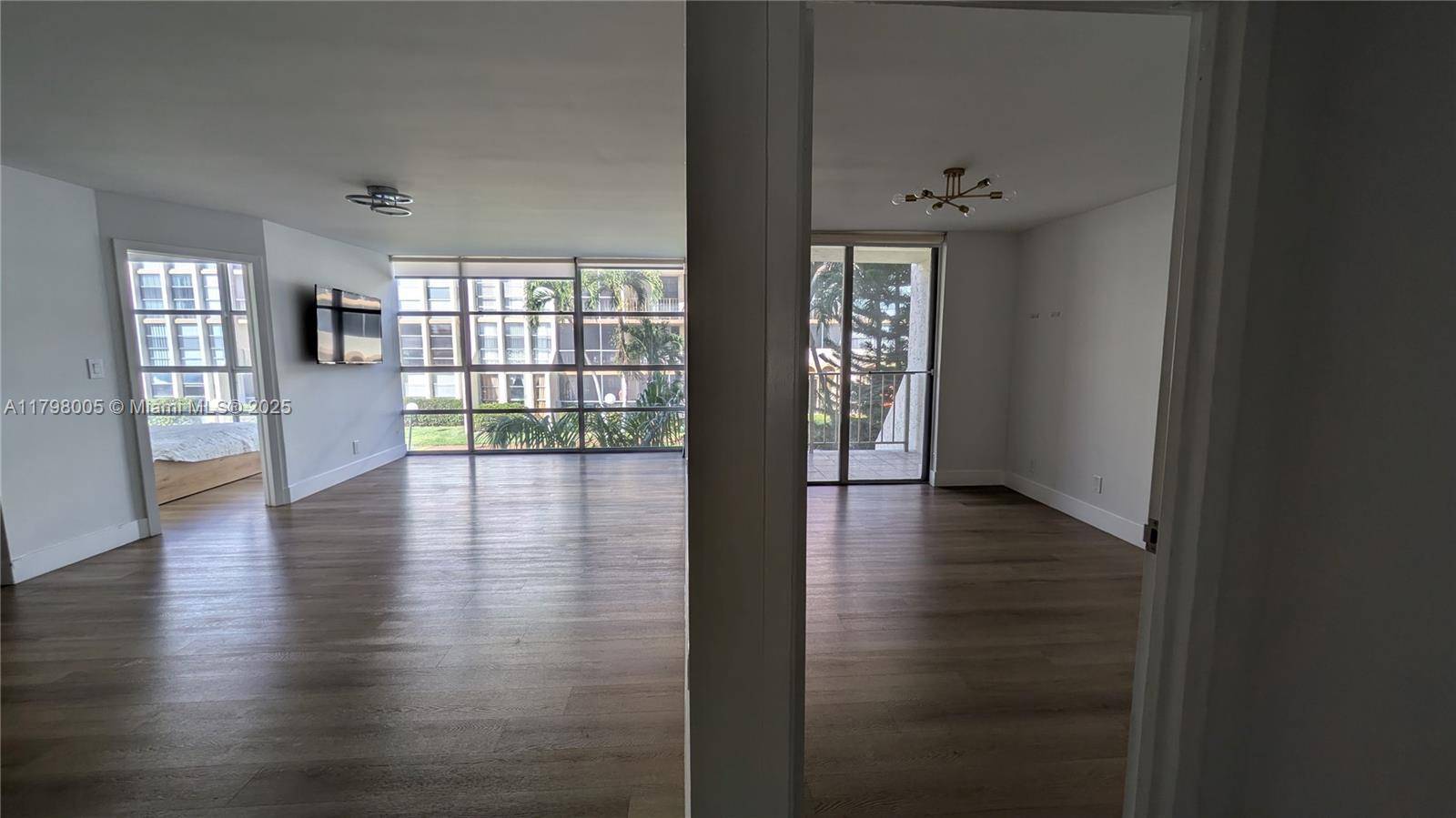 Hallandale Beach, FL 33009,851 Three Islands Blvd #210