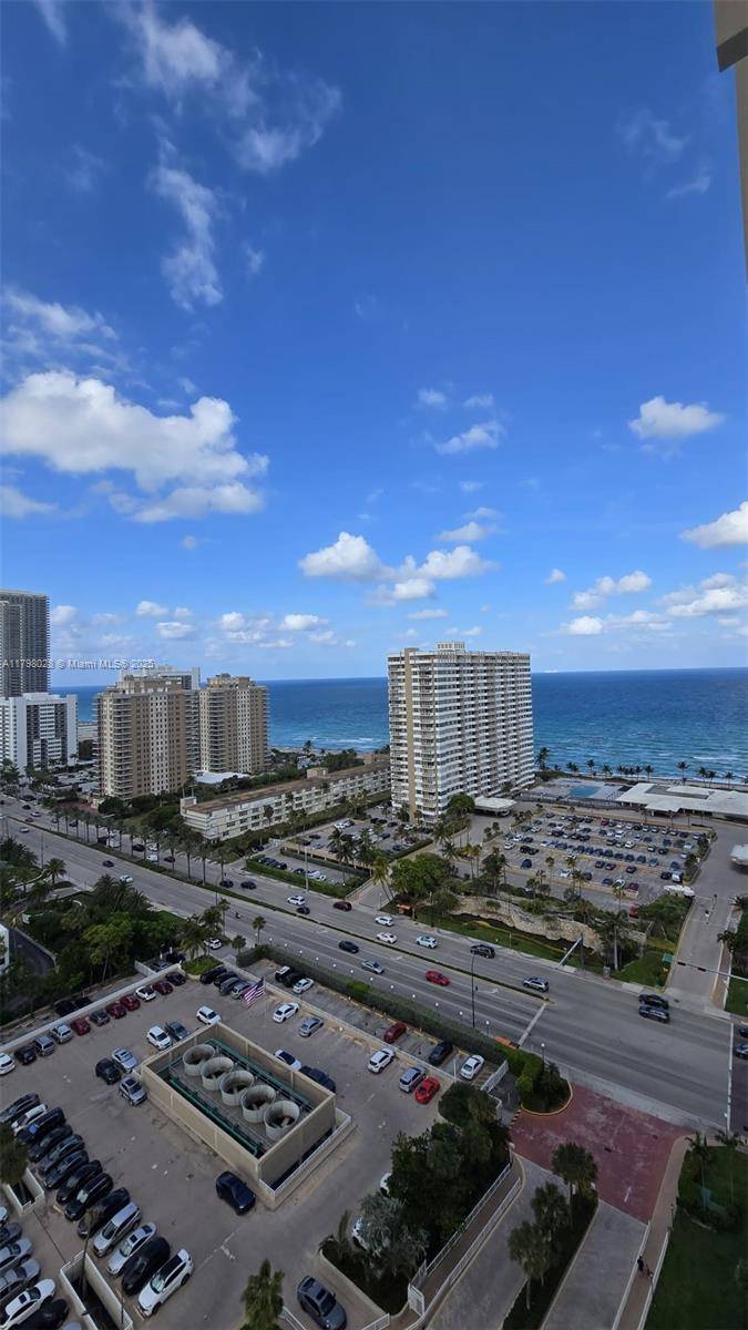 Hallandale Beach, FL 33009,1985 S Ocean Dr #21D