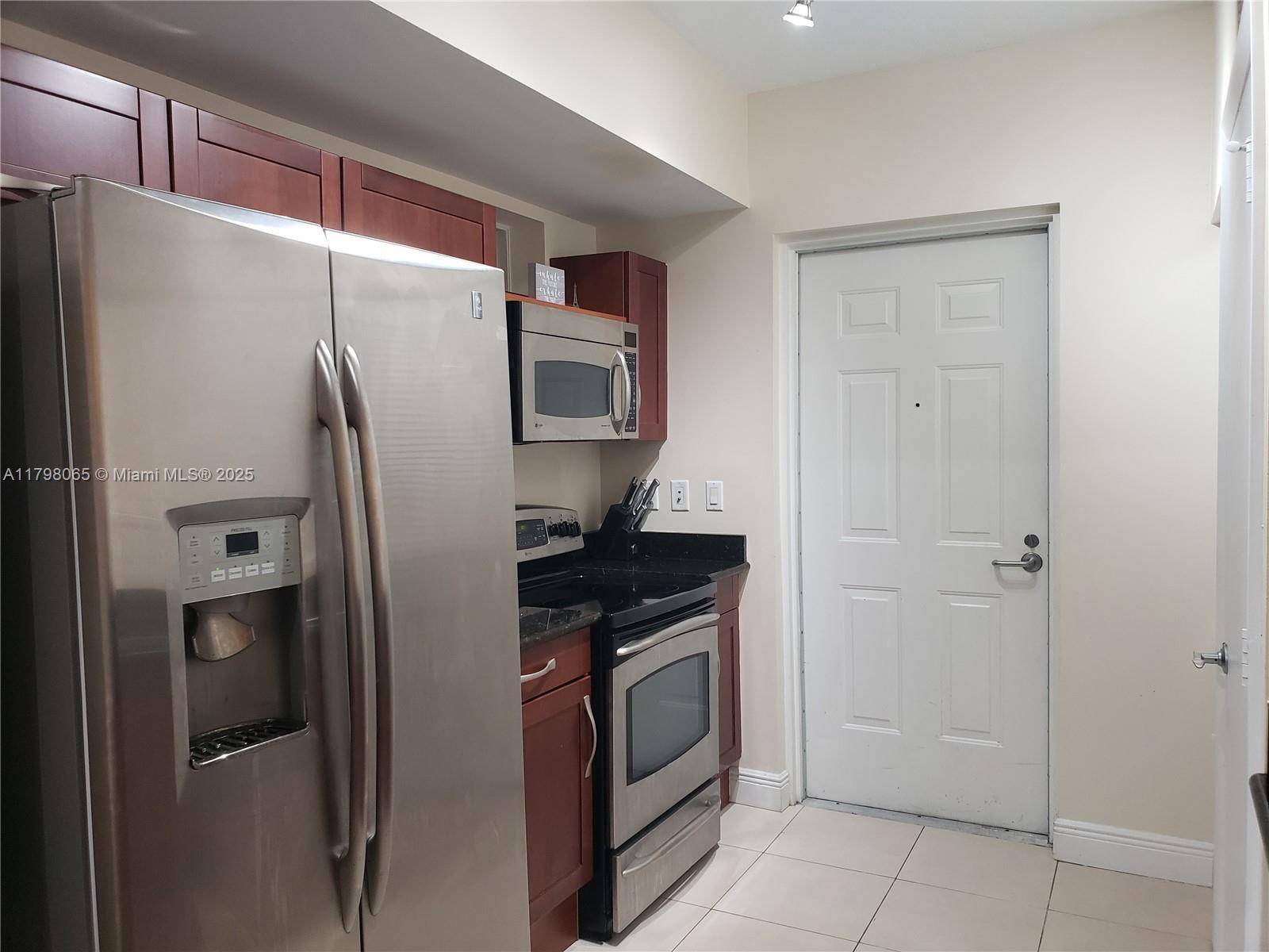 Miami, FL 33156,7290 SW 90th St #210
