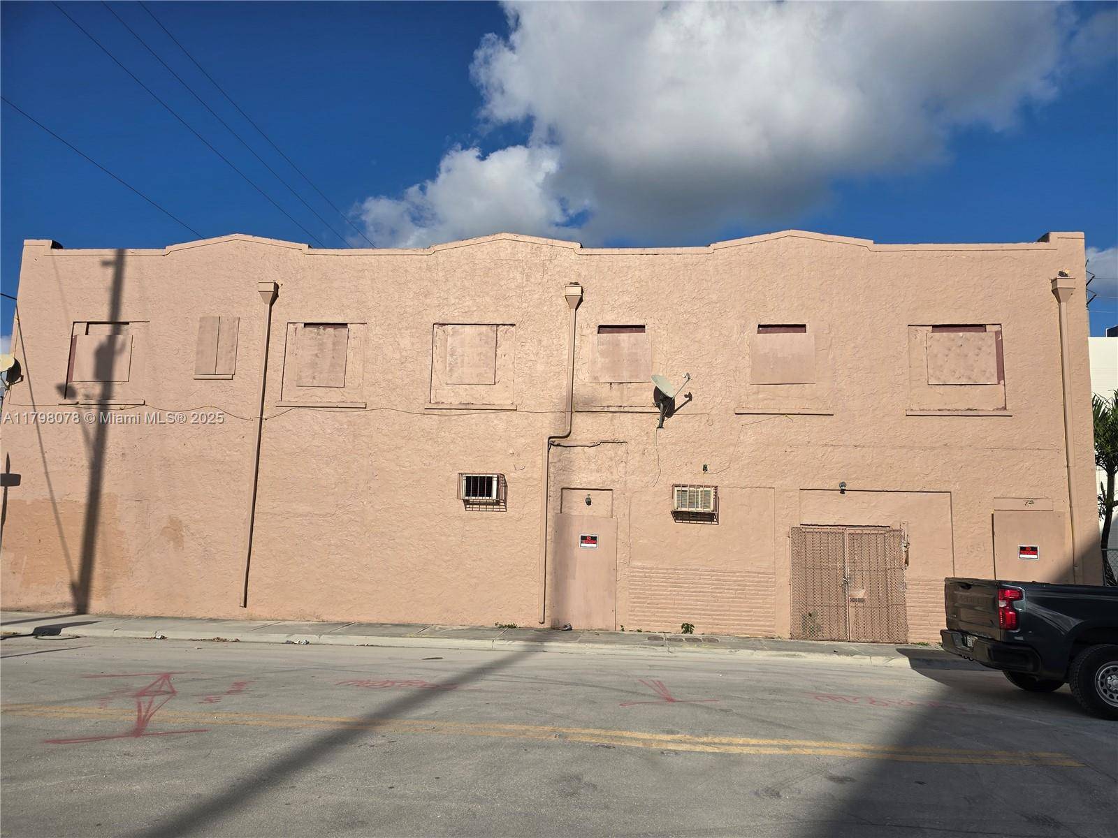 Miami, FL 33136,130 NW 14th St