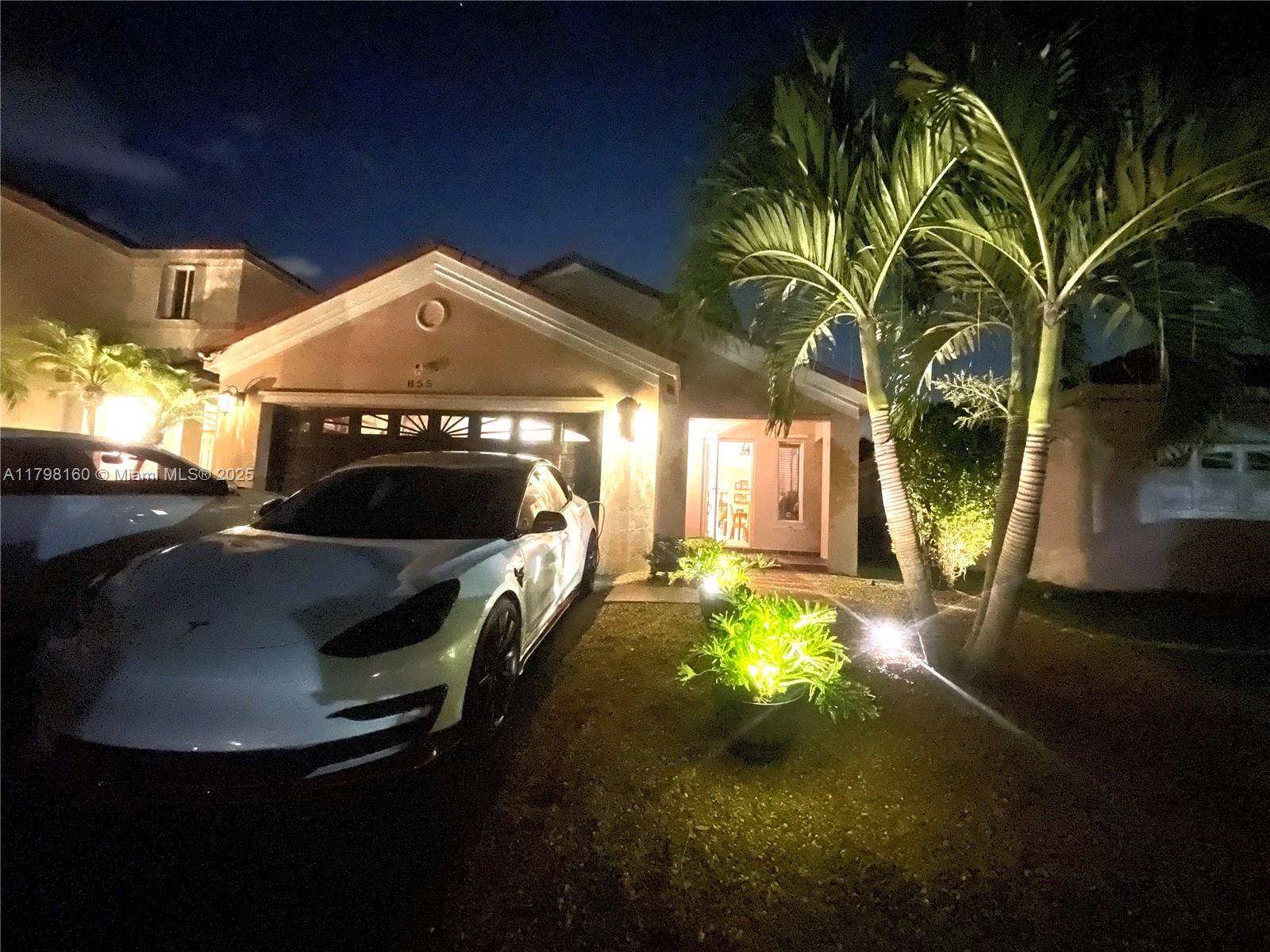 Weston, FL 33326,855 San Remo Dr #855