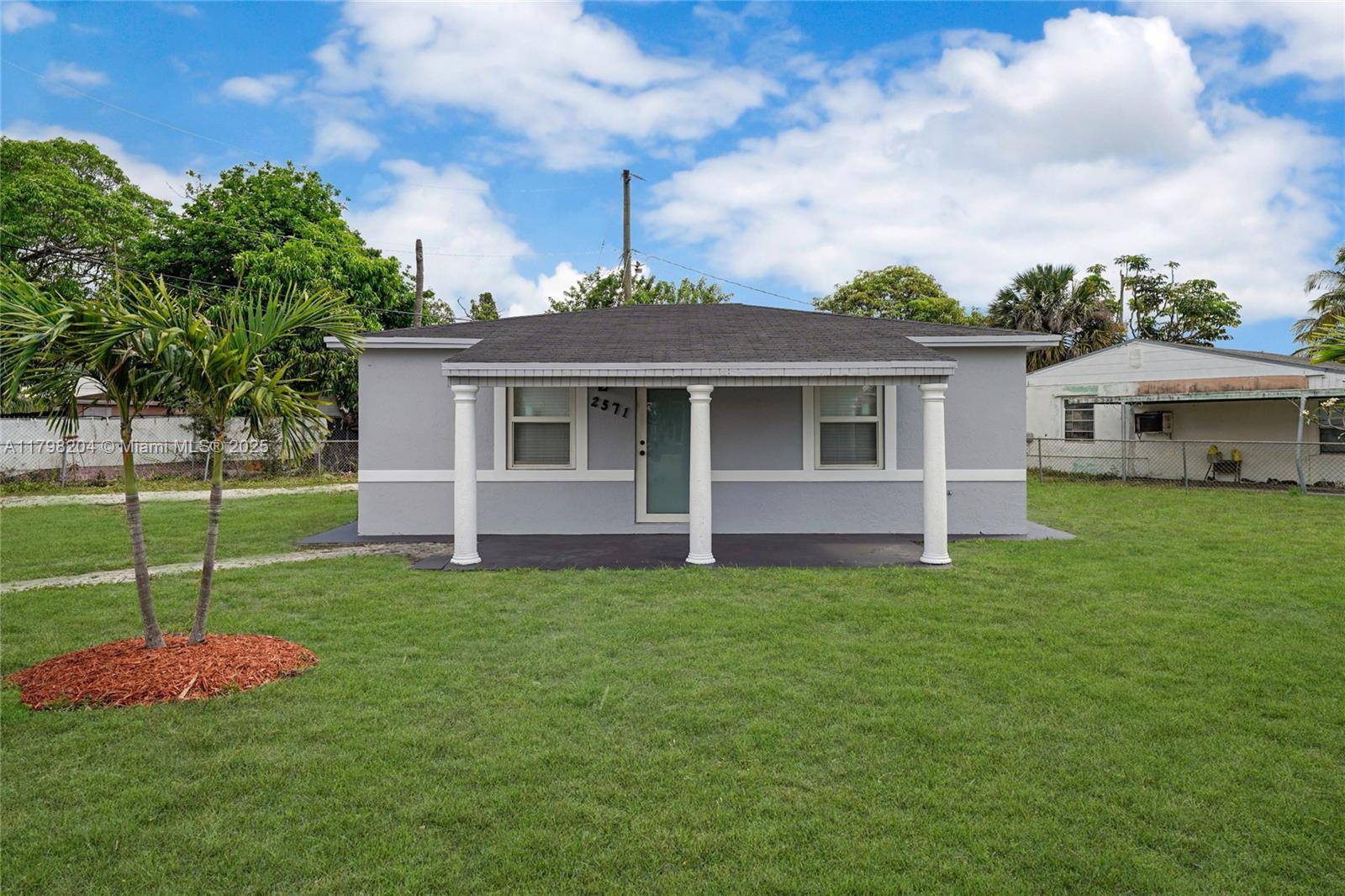 Opa-locka, FL 33054,2571 NW 139th St