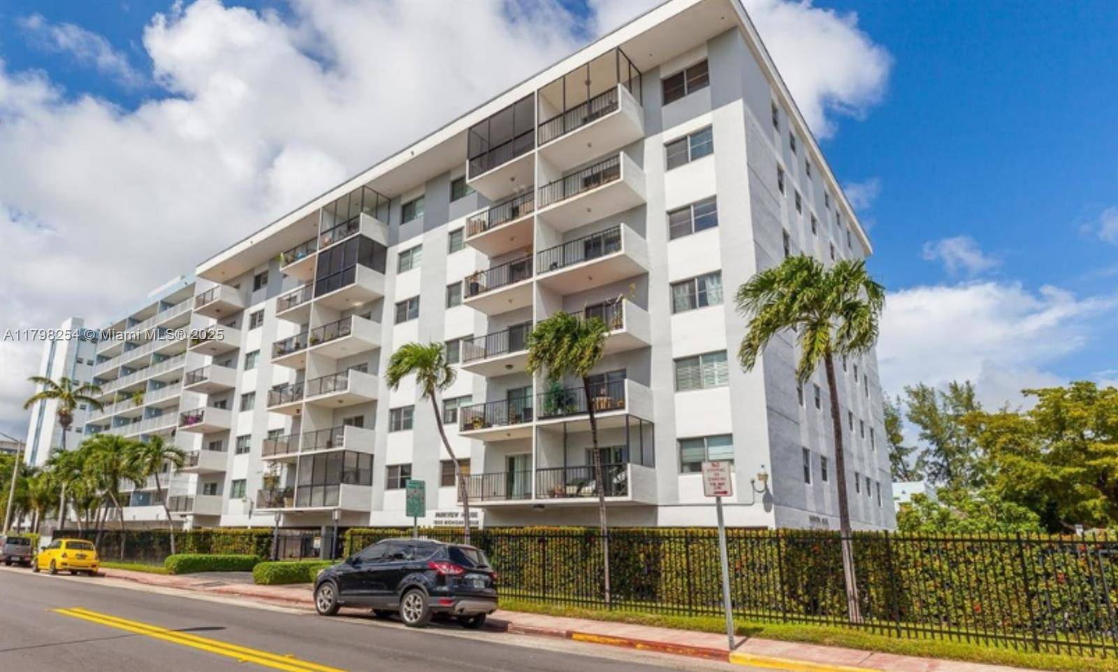 Miami Beach, FL 33139,1000 Michigan Ave #502