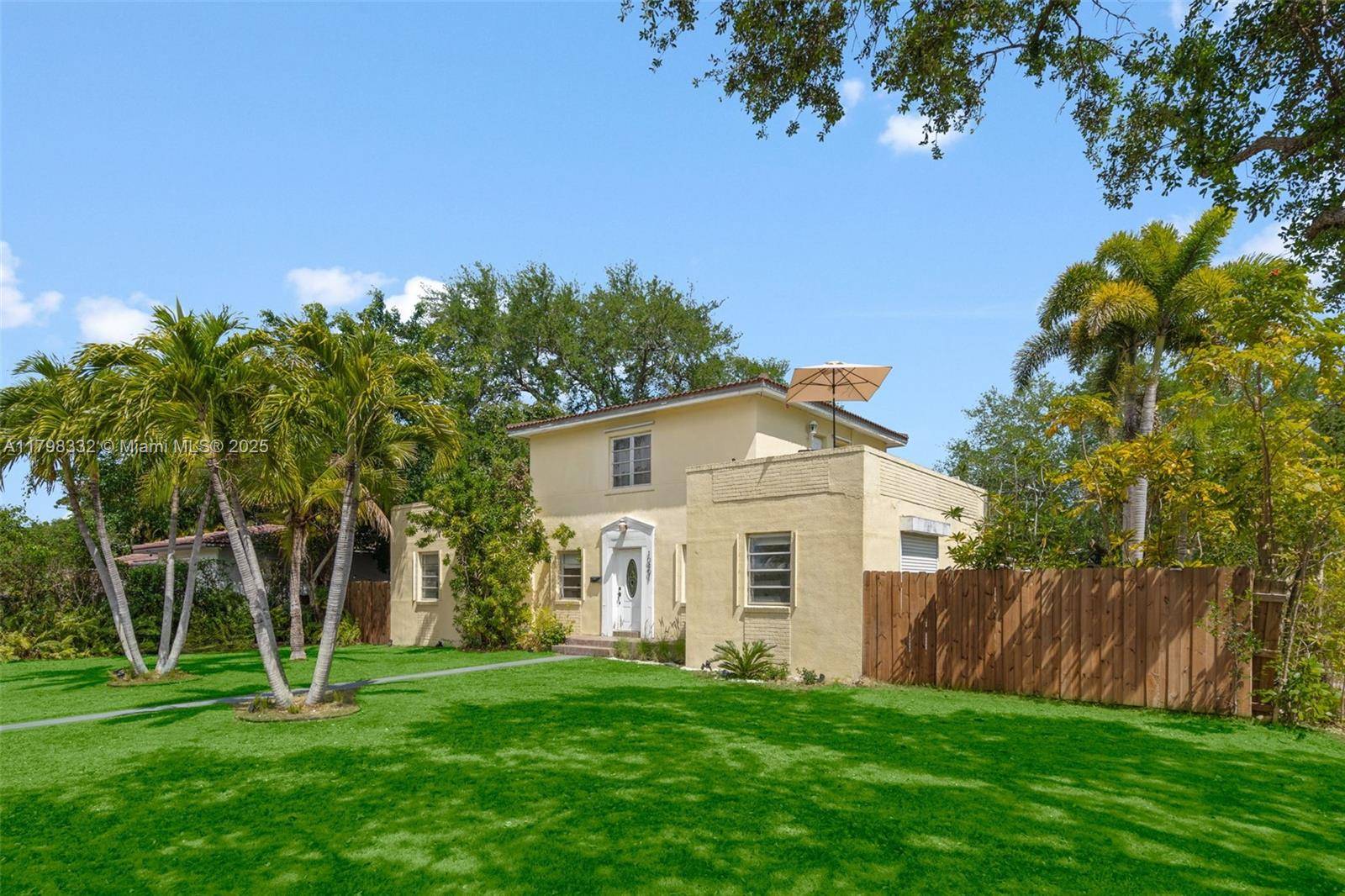 Miami Shores, FL 33138,10401 NE 2nd Ave