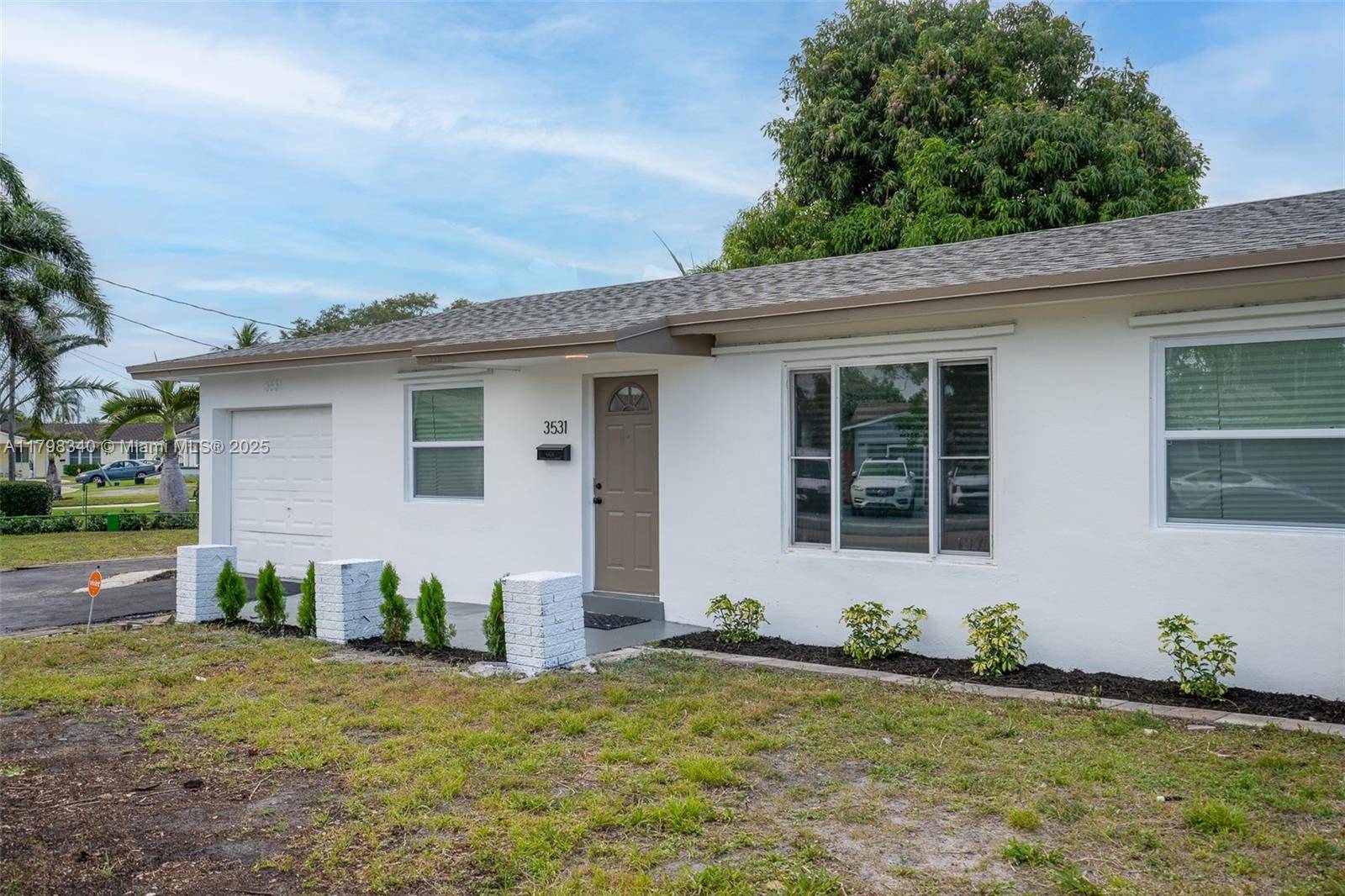 Lauderdale Lakes, FL 33311,3531 NW 26th St