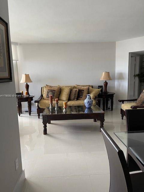 Aventura, FL 33180,21055 Yacht Club Dr #3206