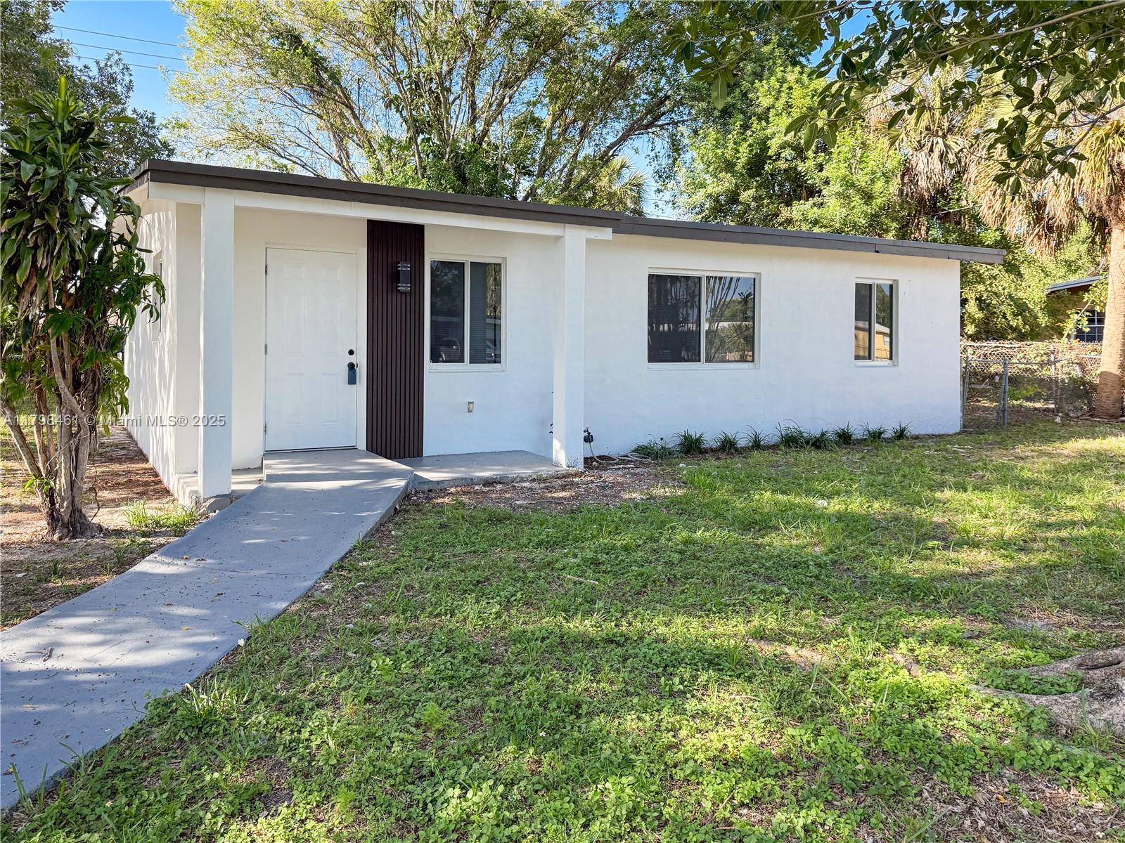 Lauderhill, FL 33311,3631 NW 4th St