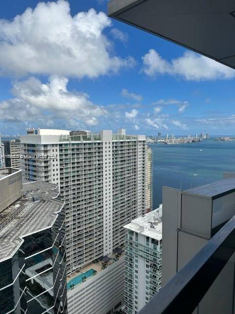 Miami, FL 33131,1395 Brickell Ave #3201