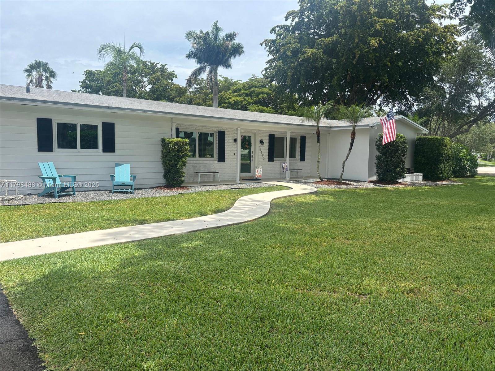 Palmetto Bay, FL 33157,16195 SW 78th Ave