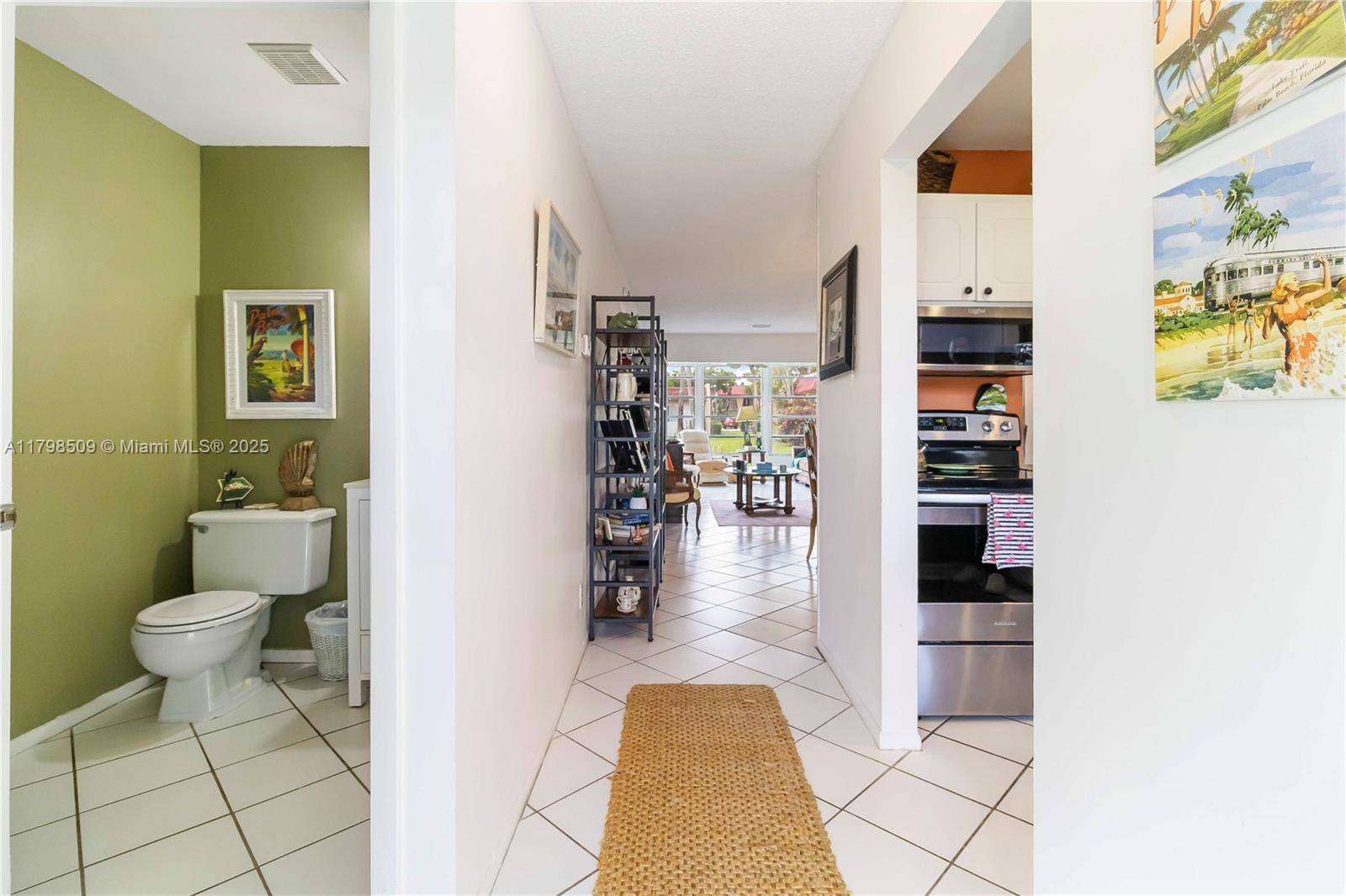West Palm Beach, FL 33411,302 Lake Evelyn Dr
