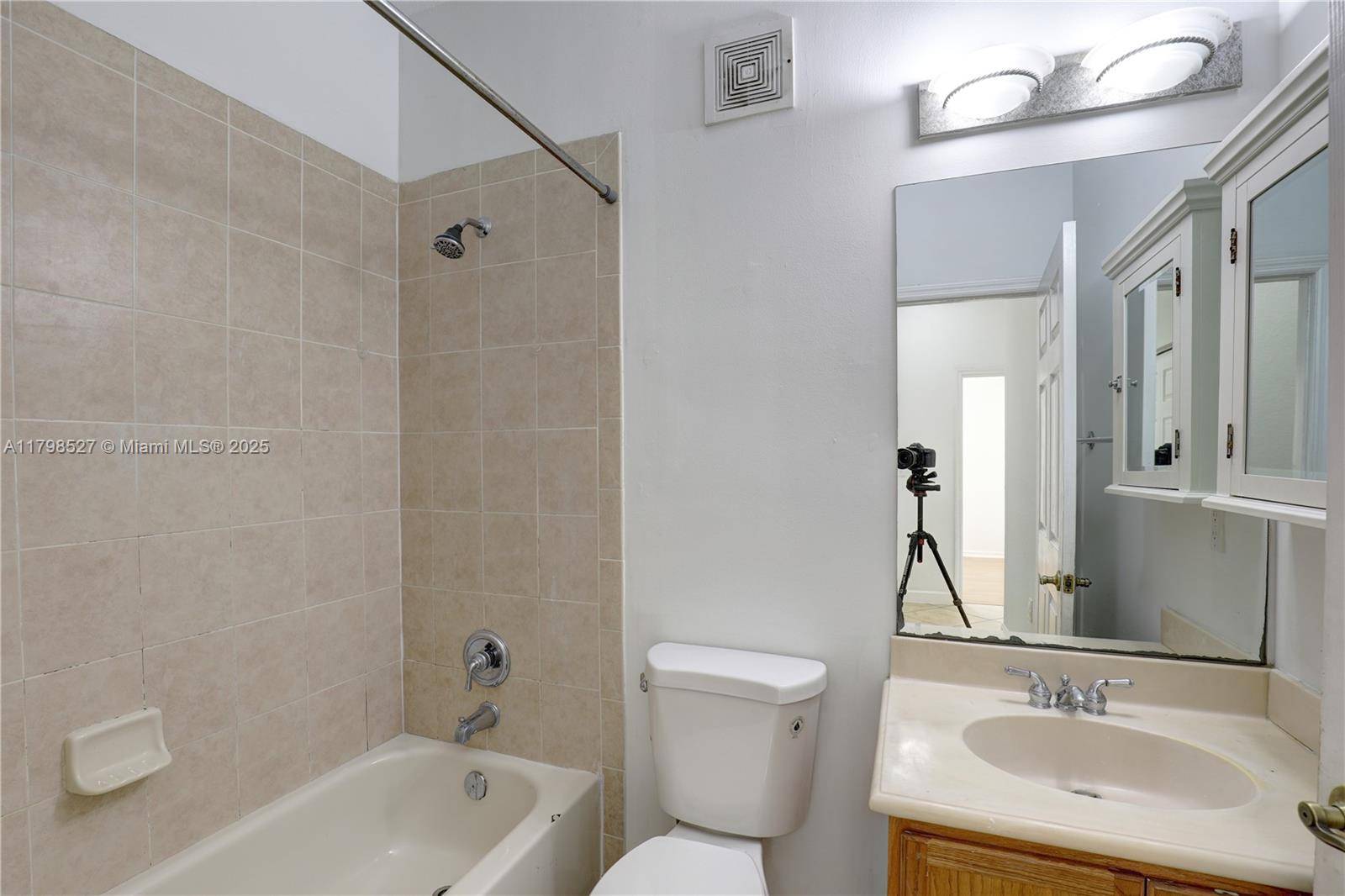 Miramar, FL 33027,13157 SW 44th St #17106