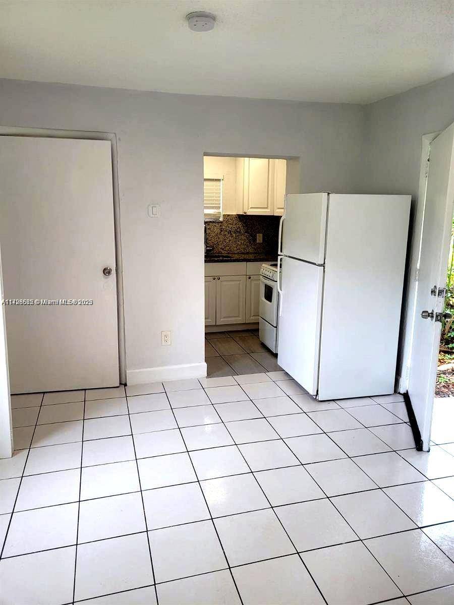 Miami, FL 33142,2515 NW 52nd St