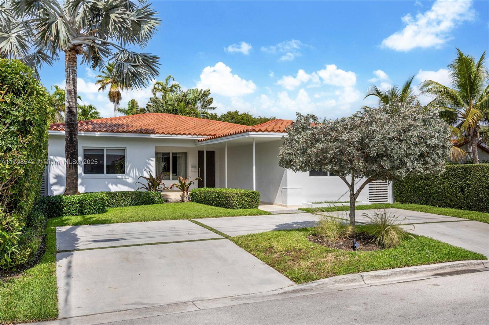 Surfside, FL 33154,8950 Byron Ave