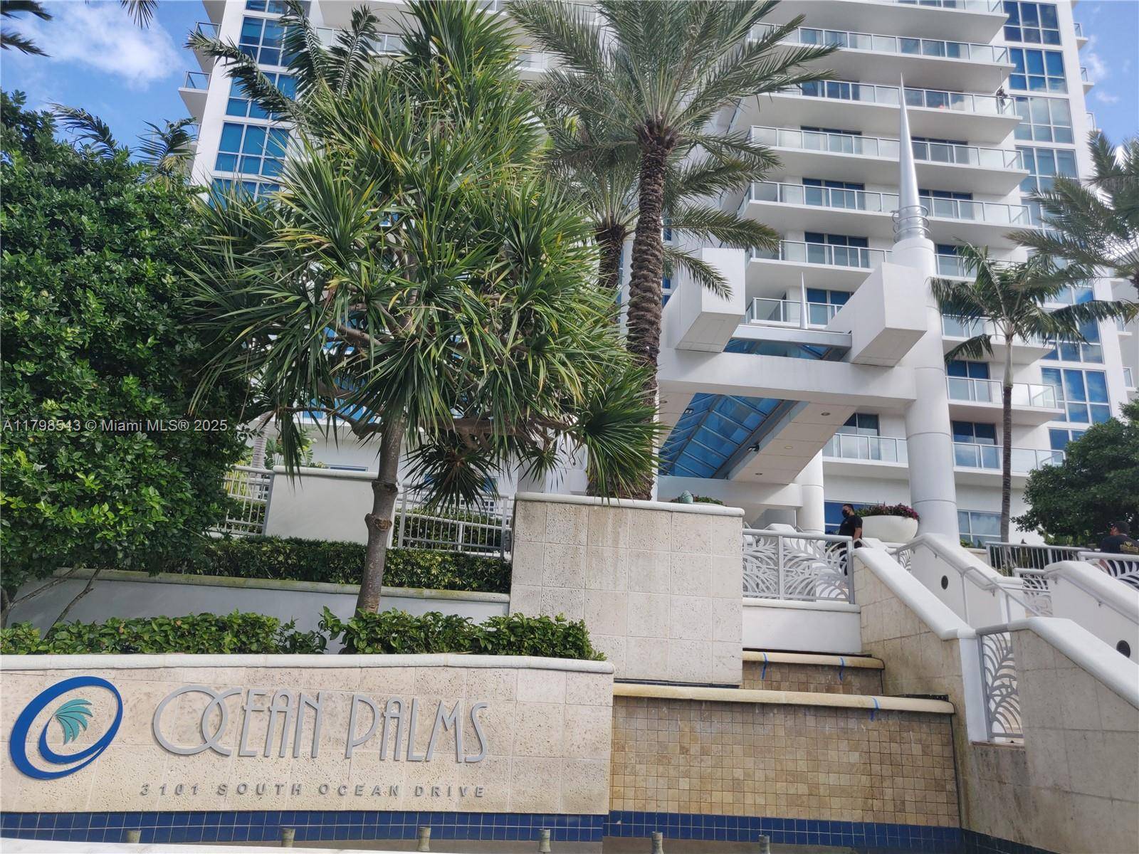 Hollywood, FL 33019,3101 S Ocean Dr #2206