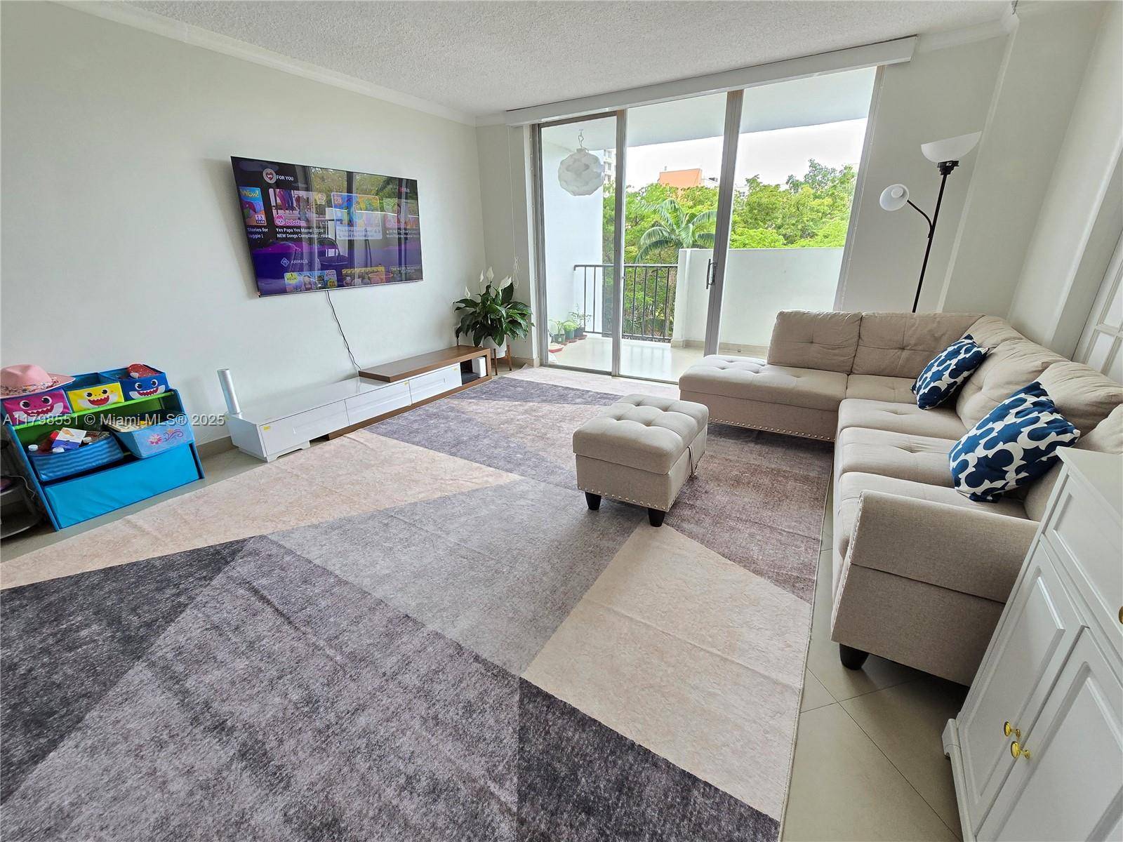 Aventura, FL 33160,2780 NE 183rd St #409