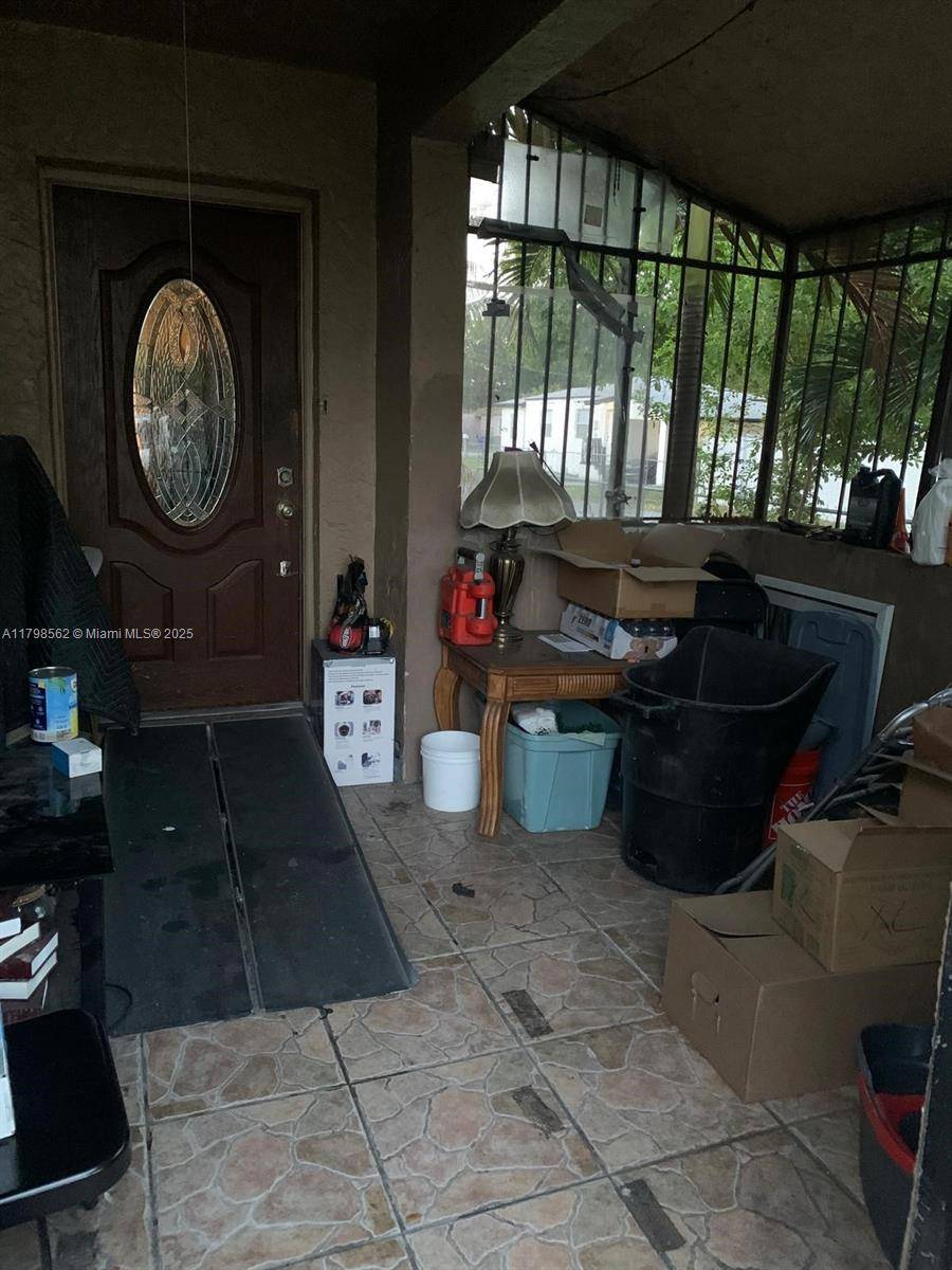 Miami, FL 33142,1253 NW 44th St