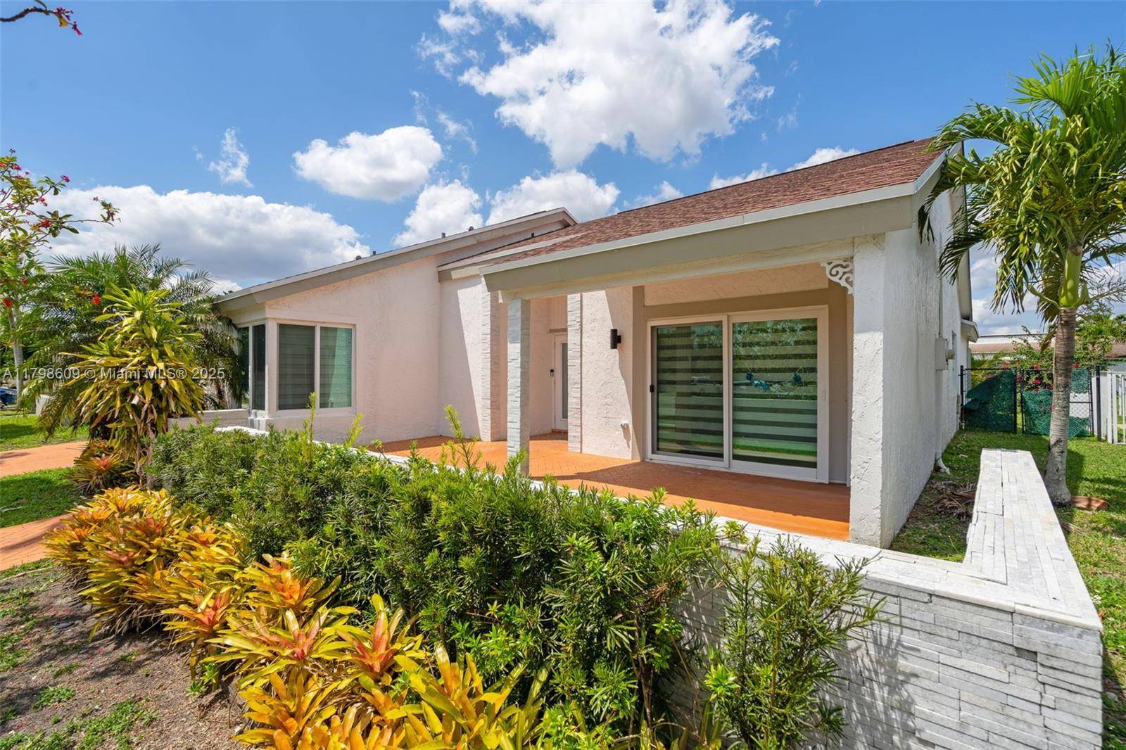Weston, FL 33326,16791 Royal Poinciana Dr