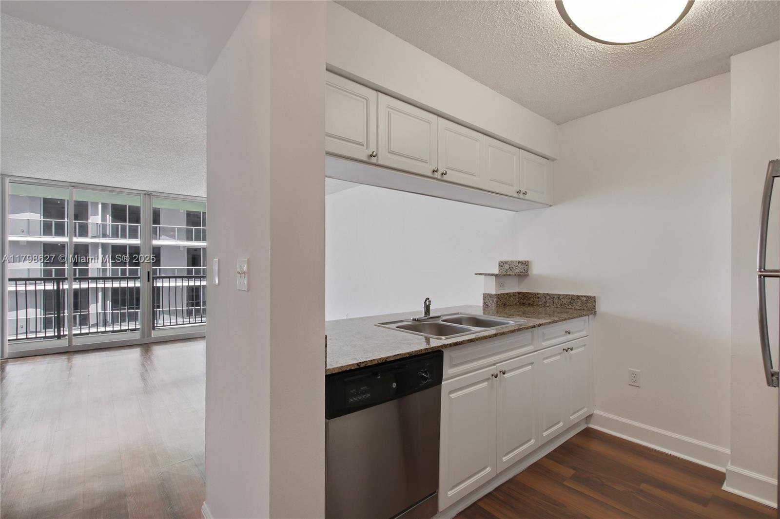 Miami, FL 33132,1756 N Bayshore Dr #37L