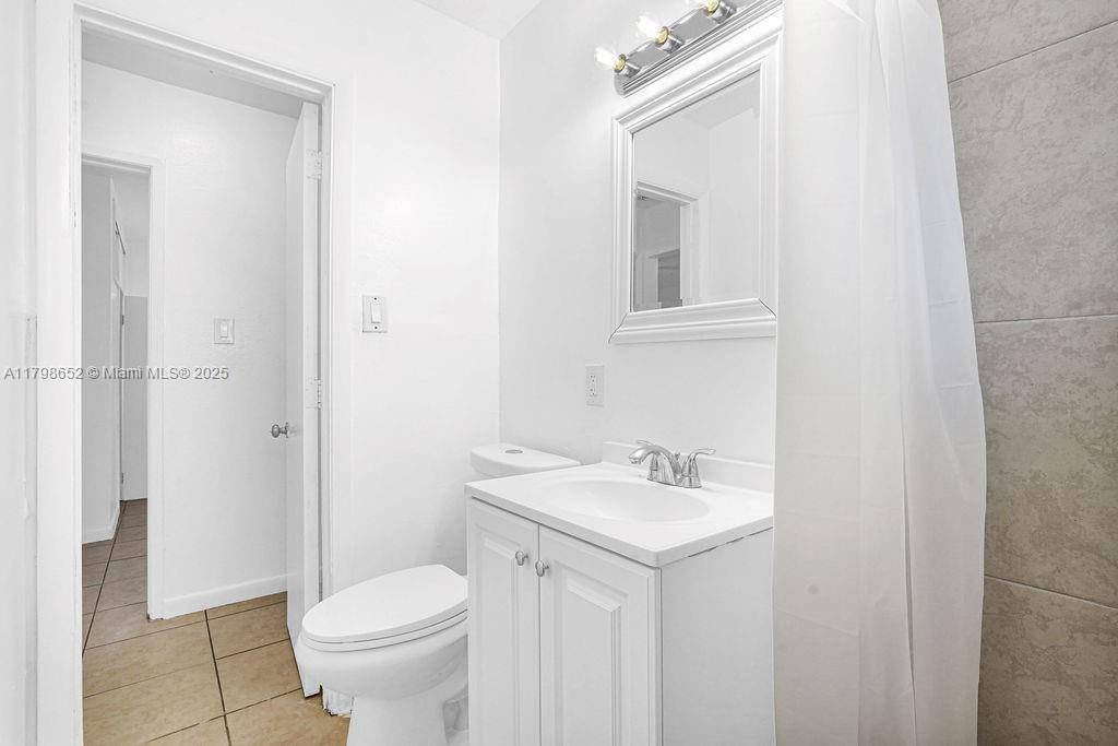 Fort Lauderdale, FL 33317,1960 SW 41st Ave #6A