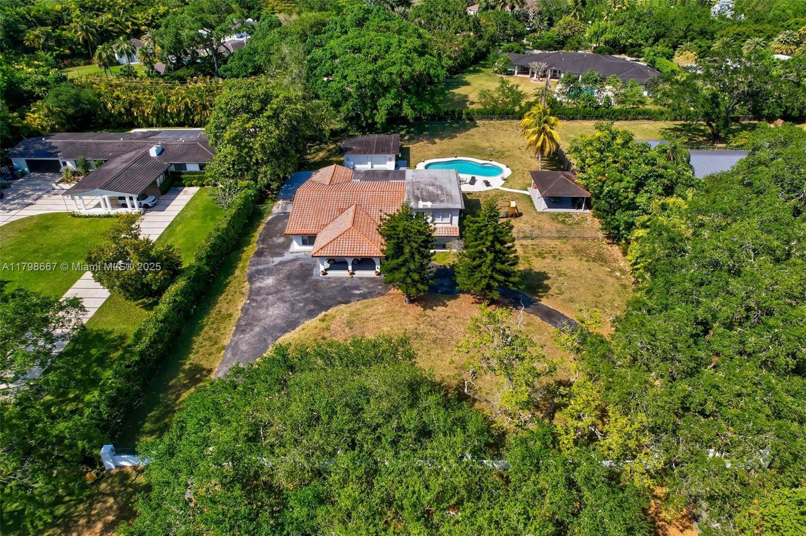 Pinecrest, FL 33156,6835 SW 112th St