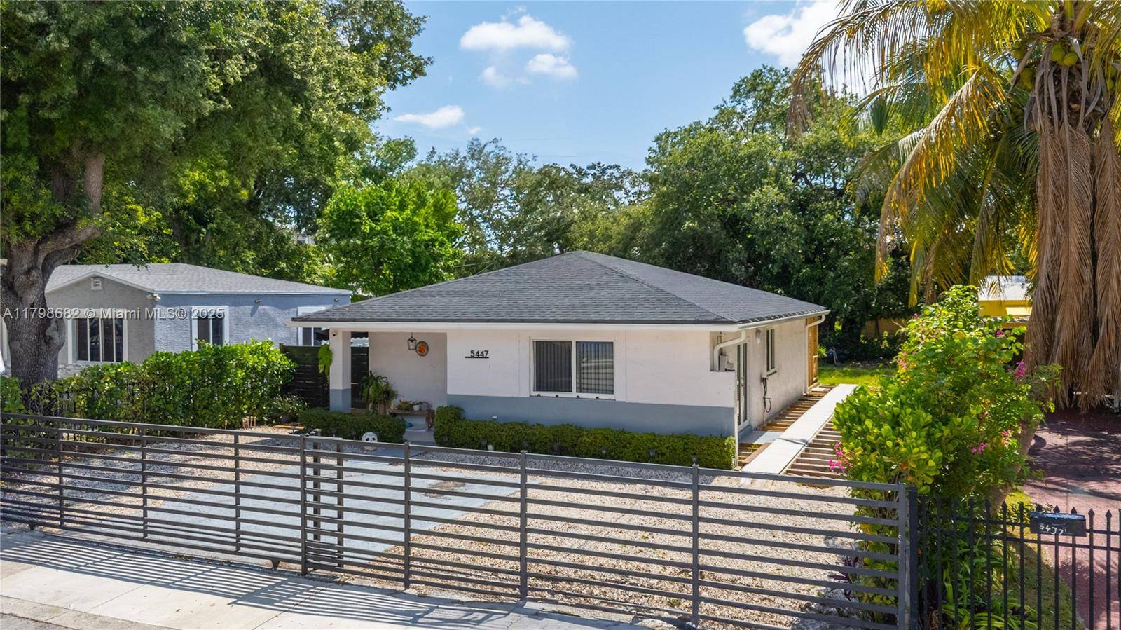 Miami, FL 33127,5447 NW 4th Ave