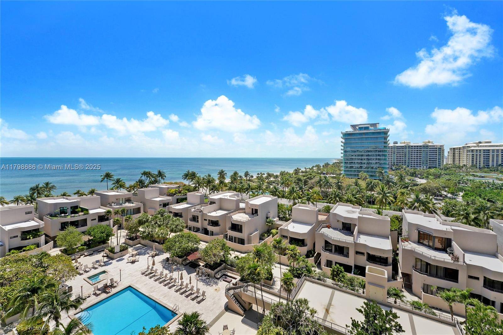 Key Biscayne, FL 33149,201 Crandon Blvd #833