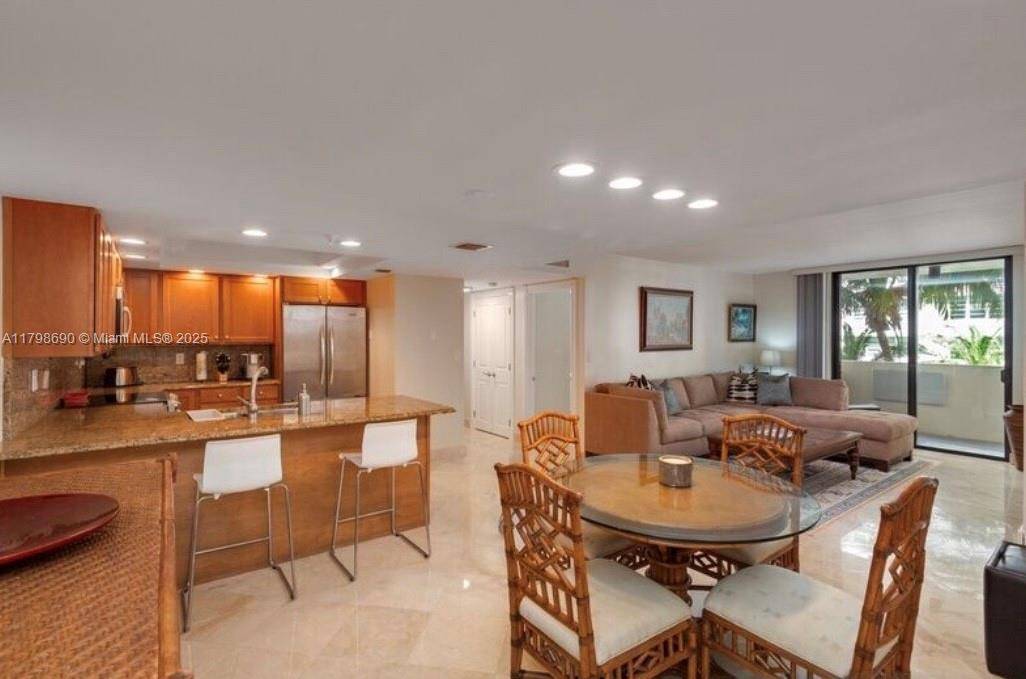 Miami Beach, FL 33139,1623 Collins Ave #509