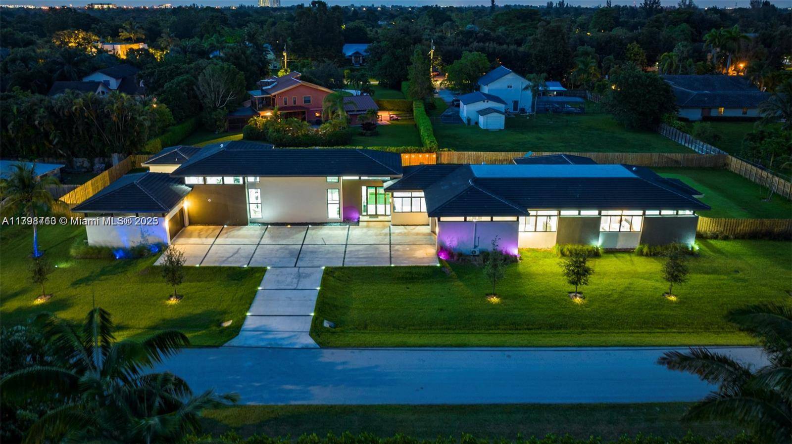 Plantation, FL 33325,11911 NW 2nd St