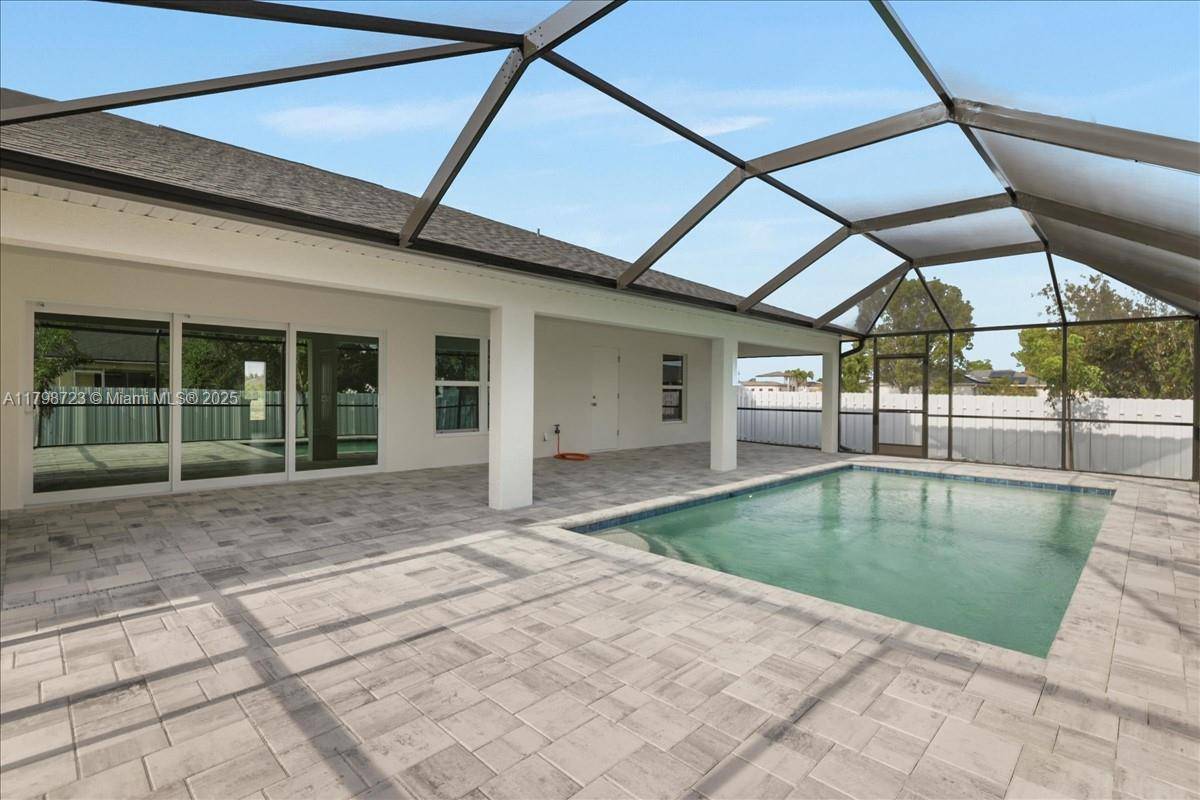 Cape Coral, FL 33993,2048 NW 3rd Ter
