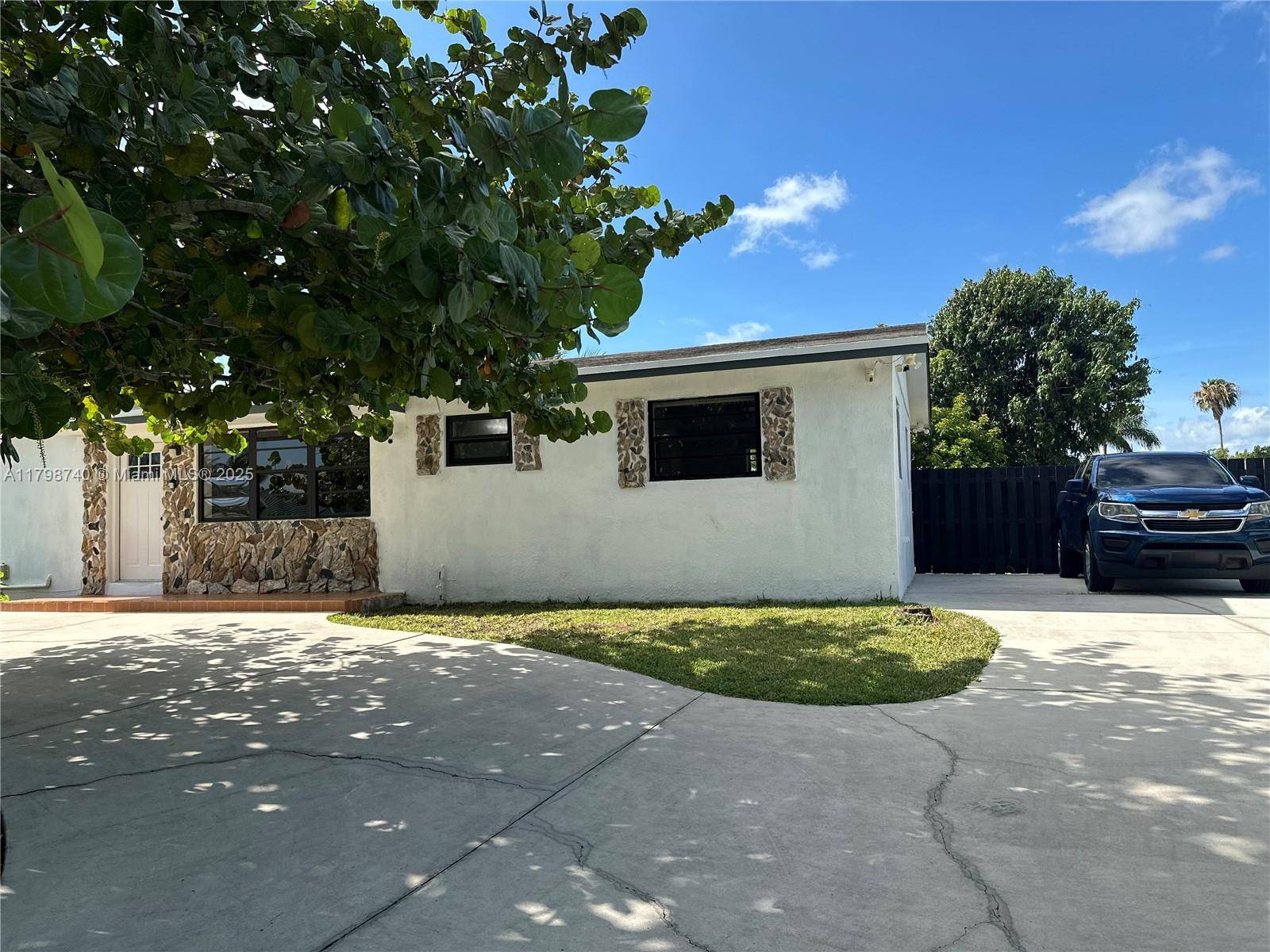 Homestead, FL 33033,14380 SW 296th St