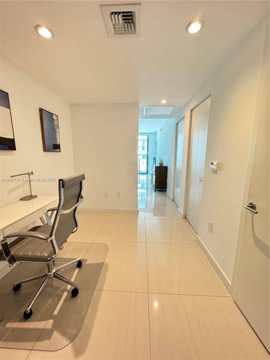 Miami, FL 33130,1300 S Miami Ave #1608