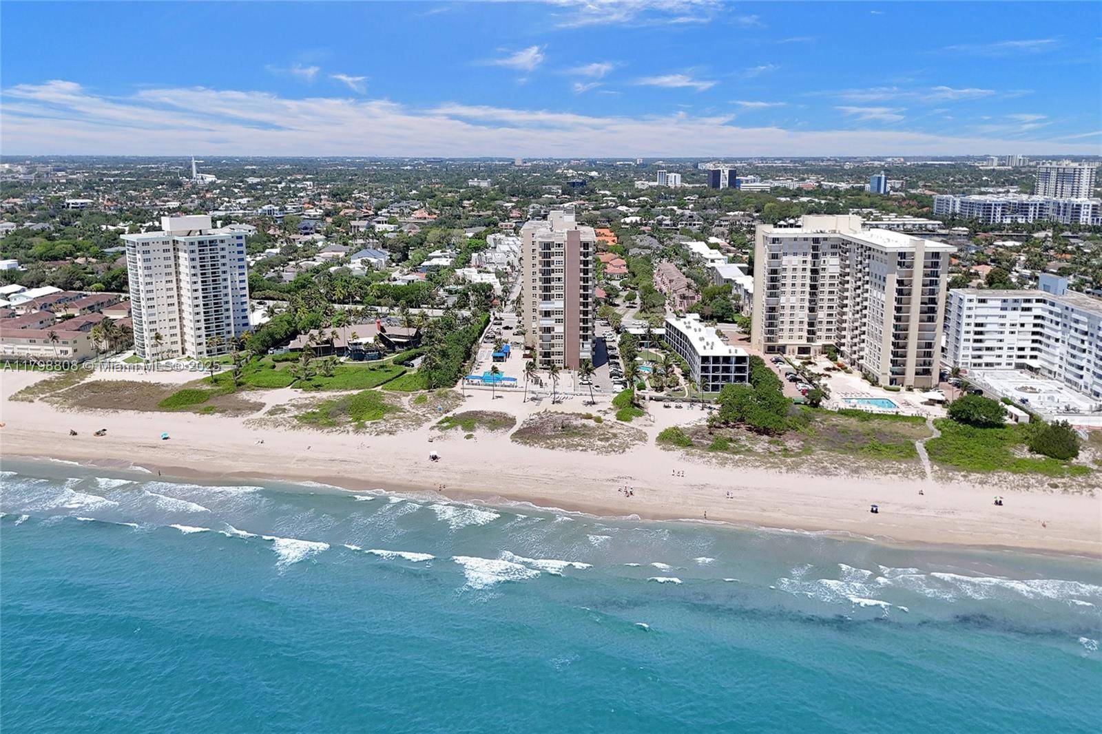 Lauderdale By The Sea, FL 33062,2000 S Ocean Blvd #LG