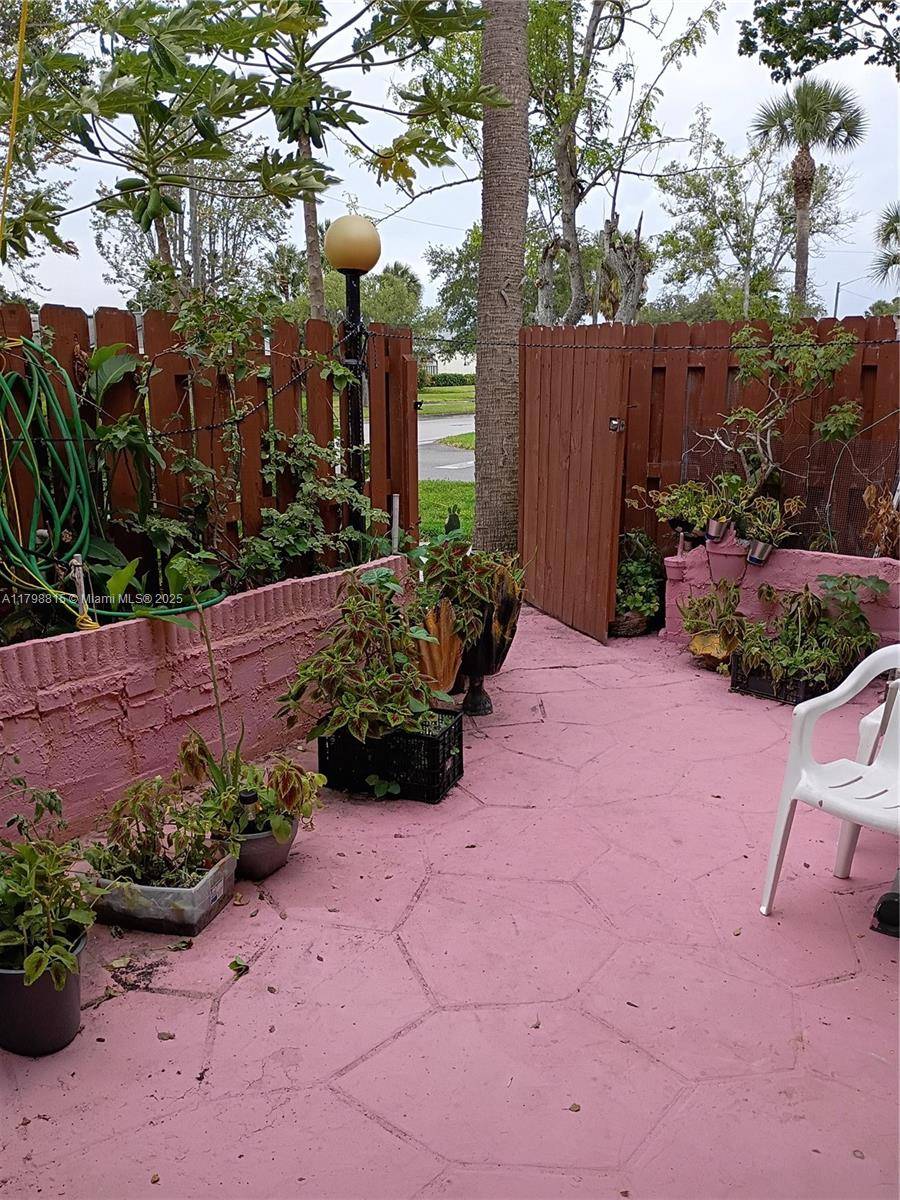 Fort Pierce, FL 34950,1302 Nebraska Ave #1