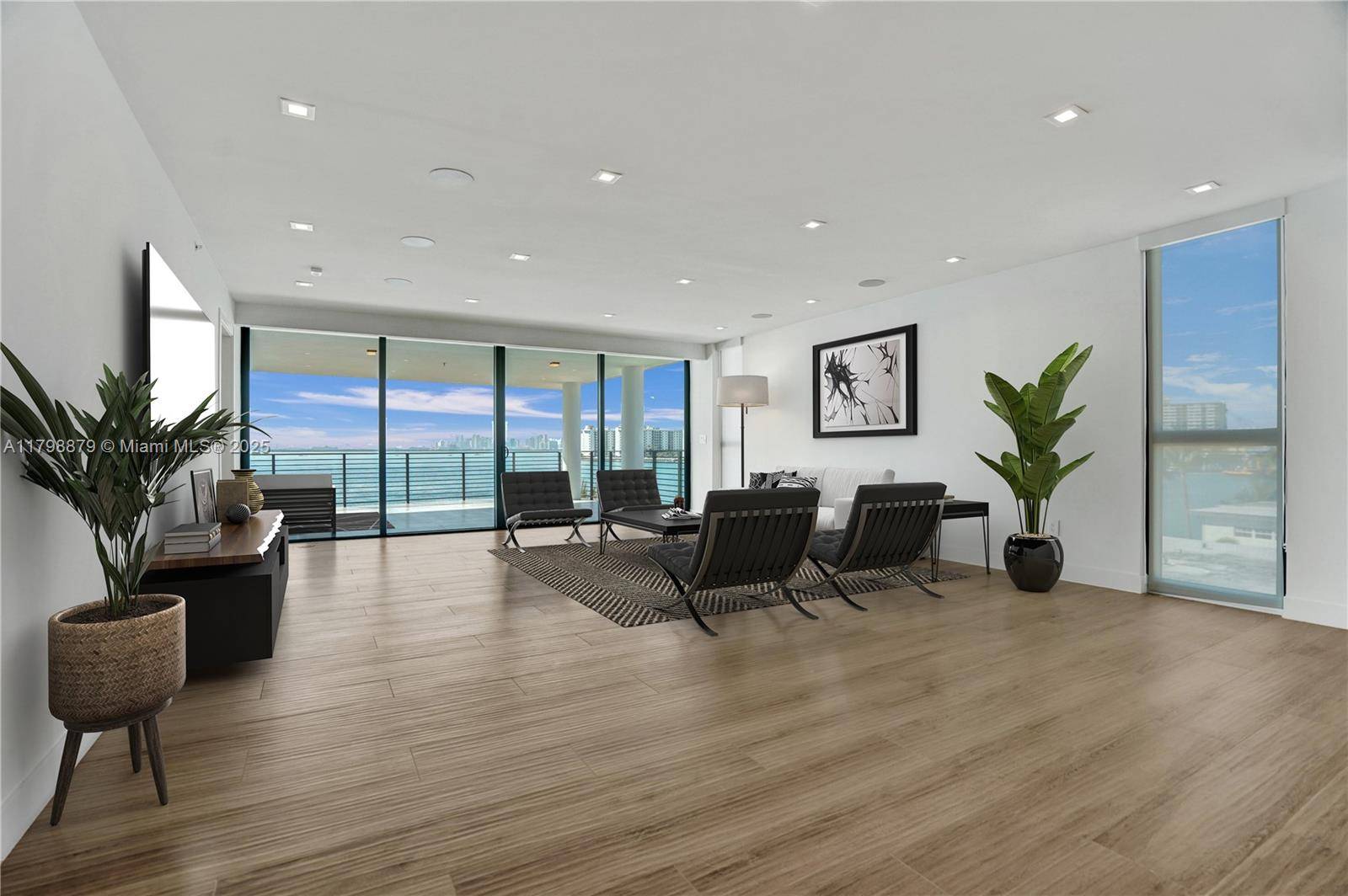 Miami Beach, FL 33141,1930 BAY RD SECOND LEVEL UN #Ph-1