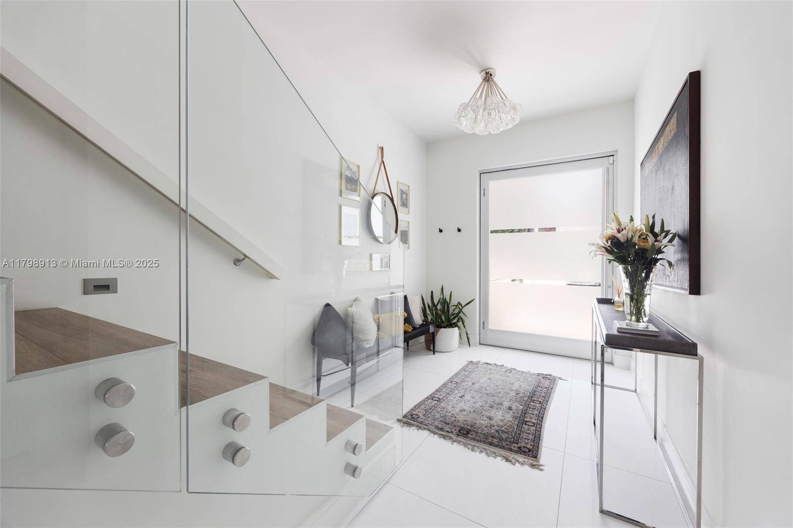 Coconut Grove, FL 33133,2916 Catalina St #2916